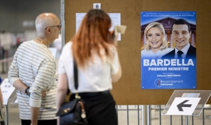 بعد توقعات بفوز «التجمع الوطني» بالانتخابات الفرنسية.. هل يتسبب في إقالة ماكرون؟