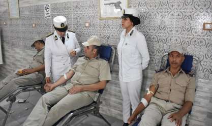 مديرية الأمن في البحر الأحمر تنظم حملة للتبرع بالدم