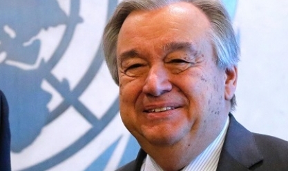الأمين العام للأمم المتحدة يصل إلى البحرين لحضور القمة العربية