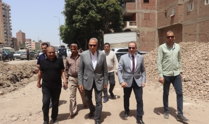 محافظ القليوبية يتفقد أعمال إنشاء مكتبة مصر العامة بشبرا الخيمة