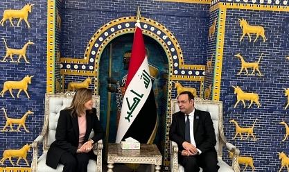 رئيس الوزراء العراقي يستقبل وزيرة الثقافة على هامش منتدى الحضارات العريقة