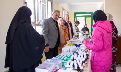 تقديم الرعاية الطبية وأدوية مجانا لـ 1084 حالة بقافلة جامعة طنطا بمركز زفتى