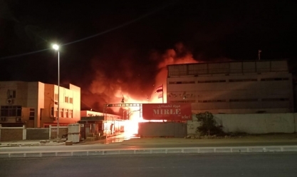 السيطرة على حريق في مصنع فوم بالخانكة دون خسائر بشرية (صور)