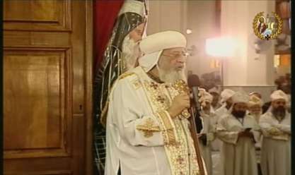 البابا تواضروس يرأس صلوات قداس رسامة 22 من الكهنة الجدد