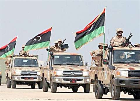 الجيش الليبى يشن غارات عنيفة على ميليشيات quotالوفاقquot فى طرابلس