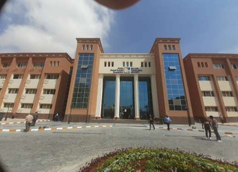 التعليم العالي تفتتح جامعة القاهرة الجديدة