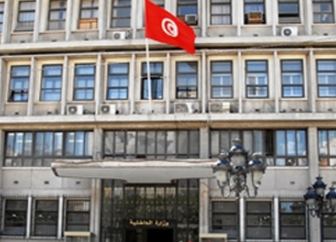 هيئة الانتخابات التونسية تبحث مع الداخلية تأمين العملية الانتخابية