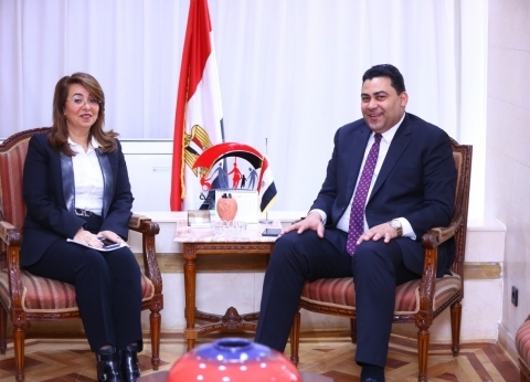 وزيرة التضامن تستقبل الرئيس التنفيذي لـquotالمصرية للاتصالاتquot