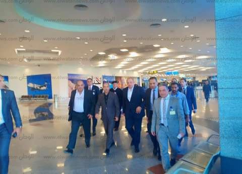 وزير الطيران يتفقد مطار شرم الشيخ استعدادا لانطلاق منتدى شباب العالم