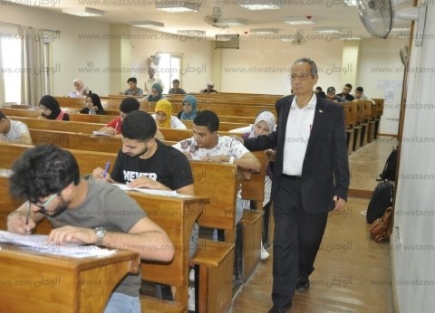 بدء امتحانات 13 كلية داخل جامعة قناة السويس اليوم