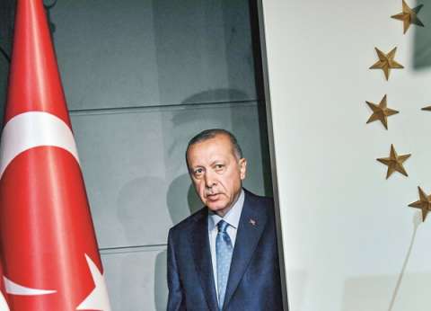 بعد تراجع الثقة بالعدالة.. محامو تركيا يثورون على أردوغان بالسنة القضائية