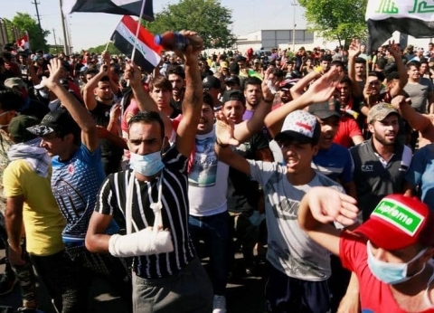 تواصل الاحتجاجات في العراق مع سعي أممي لإيجاد حل للأزمة