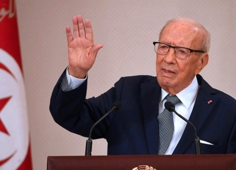 بعد وفاة الرئيس التونسي.. من يتولى السلطة وفقا للدستور؟