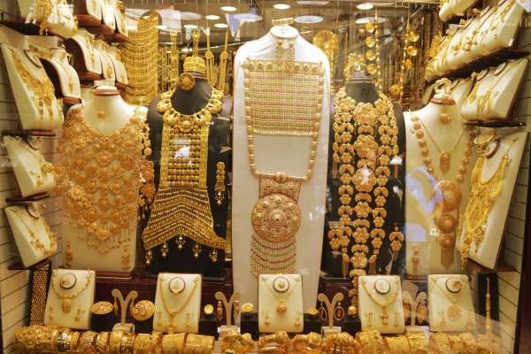 المشغولات الذهبية في السوق المصرية