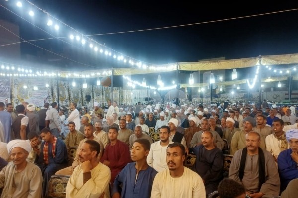 آلاف المواطنين يؤيدون الرئيس السيسي فى مؤتمر حاشد بسوهاج