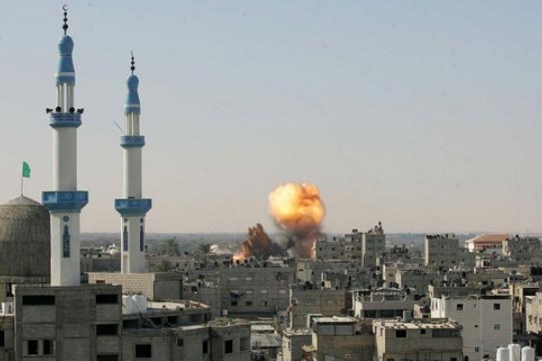 قصف سابق على رفح الفلسطينية
