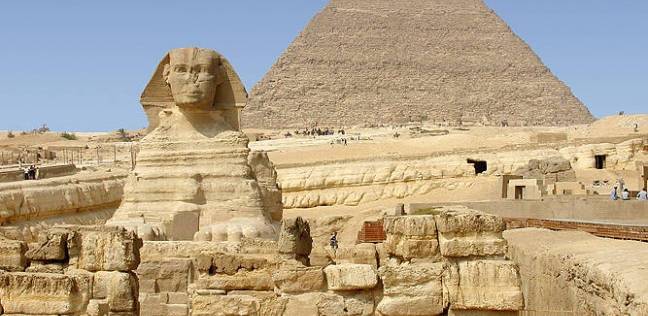 هكذا نقل المصريون القدماء الأحجار في عصر الأهرامات