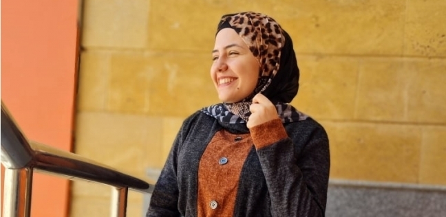 نورا محمود.. طالبة بمعهد الخط العربي