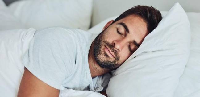 دراسة: النوم 9 ساعات أو أكثر يزيد خطر إصابة الرجال بسكتة دماغية بـ71 %