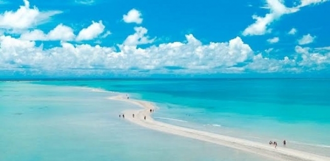 شاطئ في البرازيل ينشق لنصفين كل عام