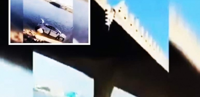 سقوط فتاة بسيارتها من أعلى جسر في السعودية