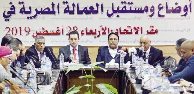 شروط ترخيص وأسباب إيقاف شركات إلحاق العمالة للخارج - مصر - 