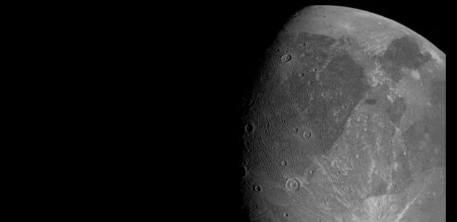 قمر «جانيميد» الأكبر في النظام الشمسي