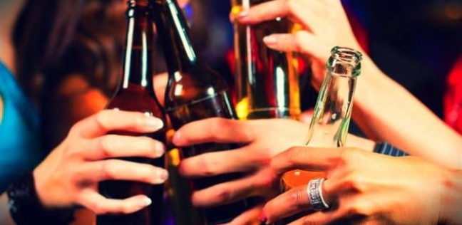 دراسة تكشف عن خطر جديد للكحول يضر بالجينات
