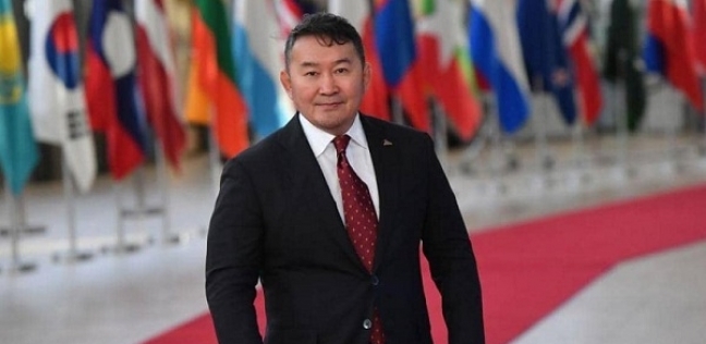 رئيس منغوليا خالتما باتولجا