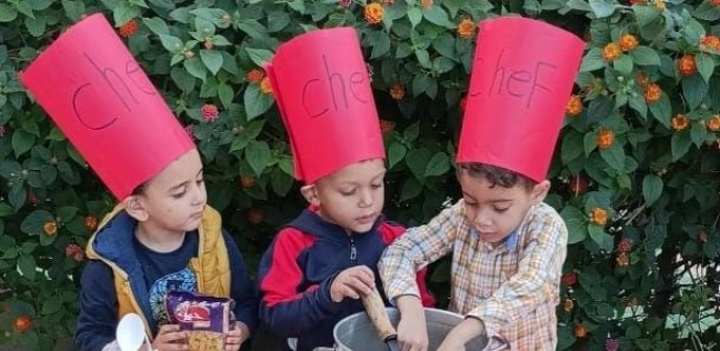 الأطفال في ورشة لطهي الطعام