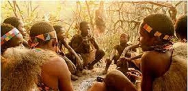 قبيلة هادزا في تنزانيا