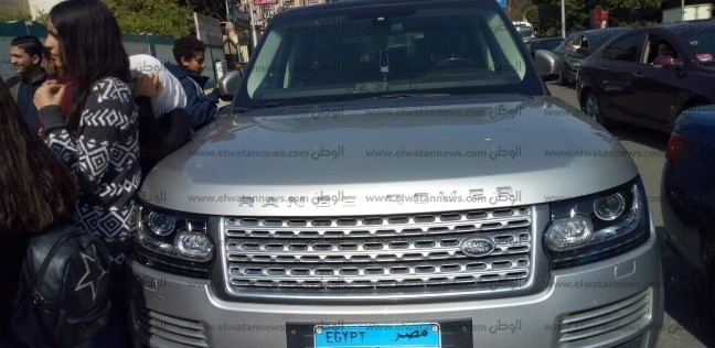 سيارة محمد رمضان التي استقلها أثناء إدلائه بصوته في التعديلات الدستورية