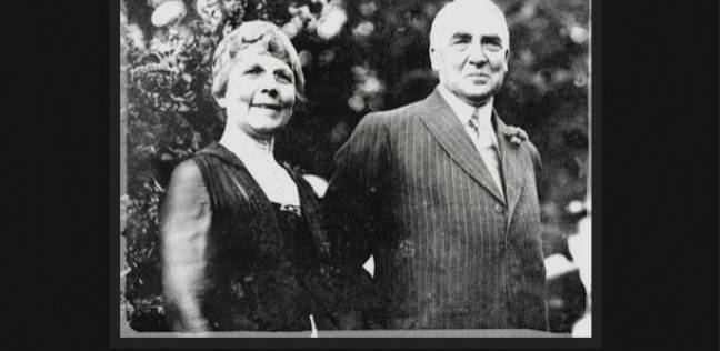 الرئيس الامريكى هاردينغ وزوجته