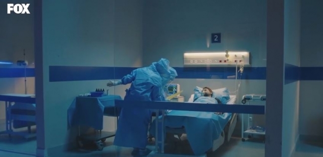 مشهد من مسلسل الطبيب المعجزة