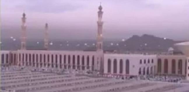 بالفيديو والصور| في مشهد مهيب.. مليونا حاج يصعدون جبل عرفات