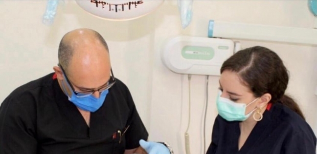 طبيب الأسنان سامر قزمان