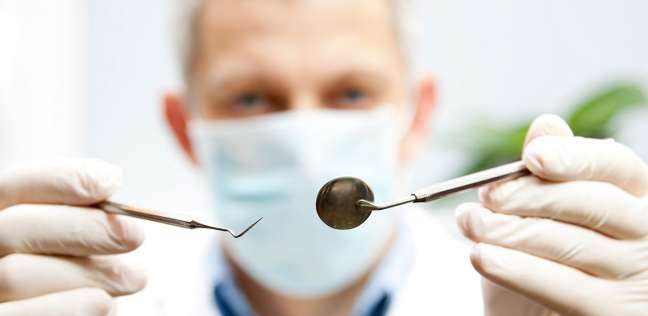 مرض قاتل يصيب أطباء الأسنان يثير الرعب بينهم