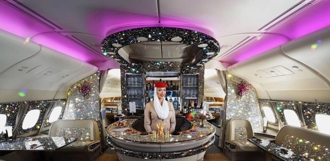 حقيقة صورة المقصورة "الماسية" بطائرة الإمارات