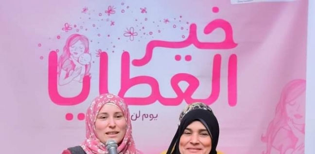 شيماؤ تحيى ذكرى رحيل والدتها بتوزيع الهدايا