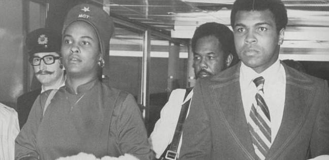 محمد علي مع زوجته السابقة خليلة