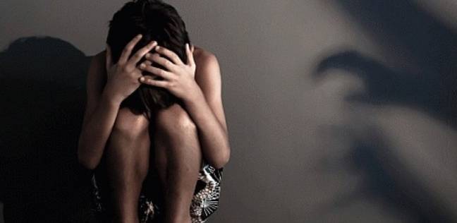 محاكمة حلاق اعتدى جنسيا على طفل 7 مرات في دبي