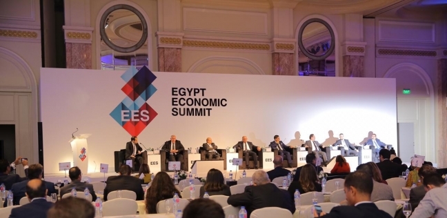 نيابة عن مدبولي.. وزير الصناعة يلقي كلمة الافتتاح بقمة مصر الاقتصادية الأولى