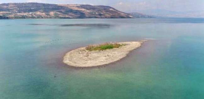 ظهور جزيرة في بحيرة طبريا