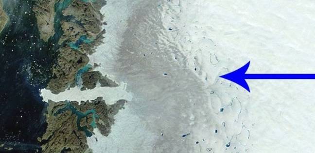 انفصال كتلة جليدية بطول 6.5 كيلومتر عن جرينلاند