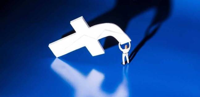 مخترق الـ50 مليون حساب على "فيسبوك" يتراجع عن مسح حساب مارك زوكربيرج