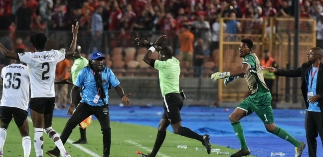 مدرب مازيمبي يفجر مفاجأة بشأن الهدف الملغي أمام الأهلي | عاجل 