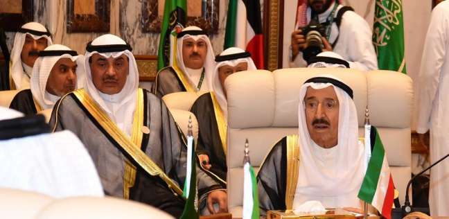 الكويت ترفع الحد الأدنى لتأشيرة الالتحاق بعائل إلى 500 دينار - العرب والعالم - 