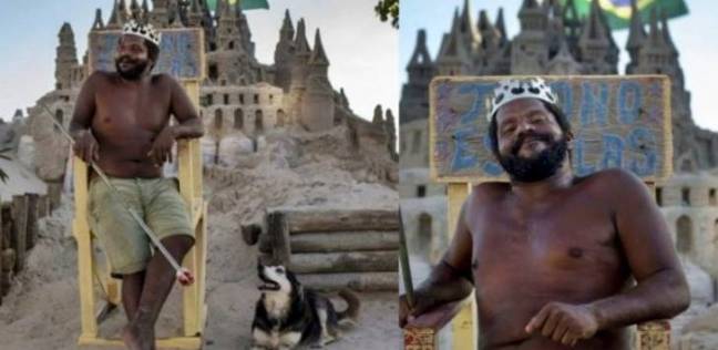 بالفيديو.. مشرد يعيش في قلعة رملية منذ 22 عاما في البرازيل
