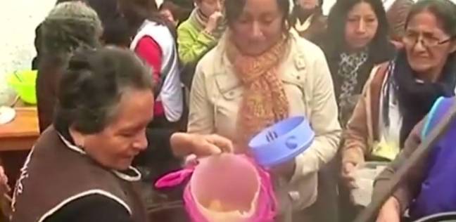 حساء عمره 800 عاما يتناوله فقراء بيرو في مهرجان ديني