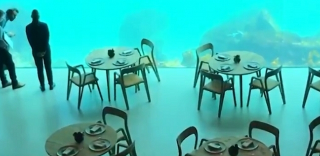 مطعم تحت الماء بالنرويج